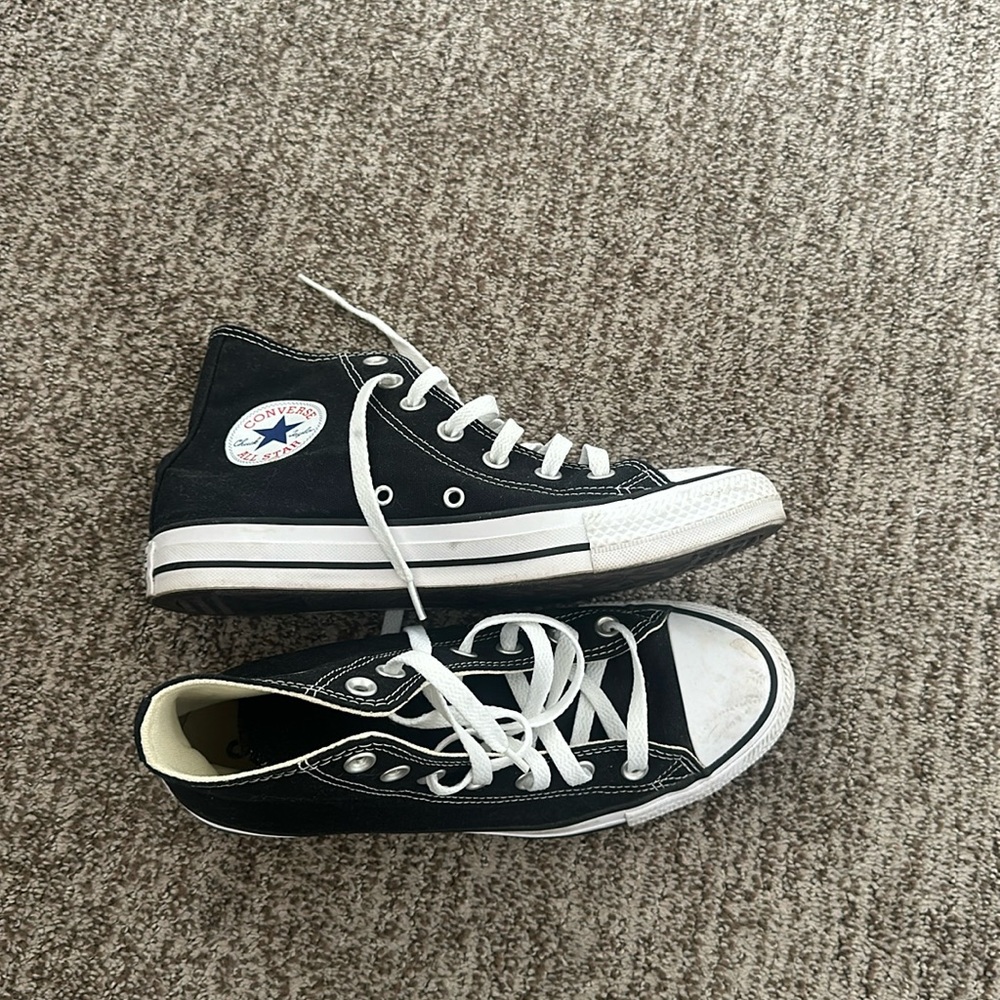 Black high top converse
